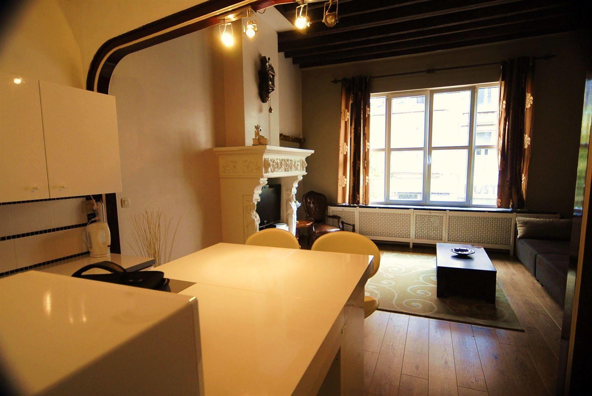 Aparthotel Van Hecke Amberes Exterior foto